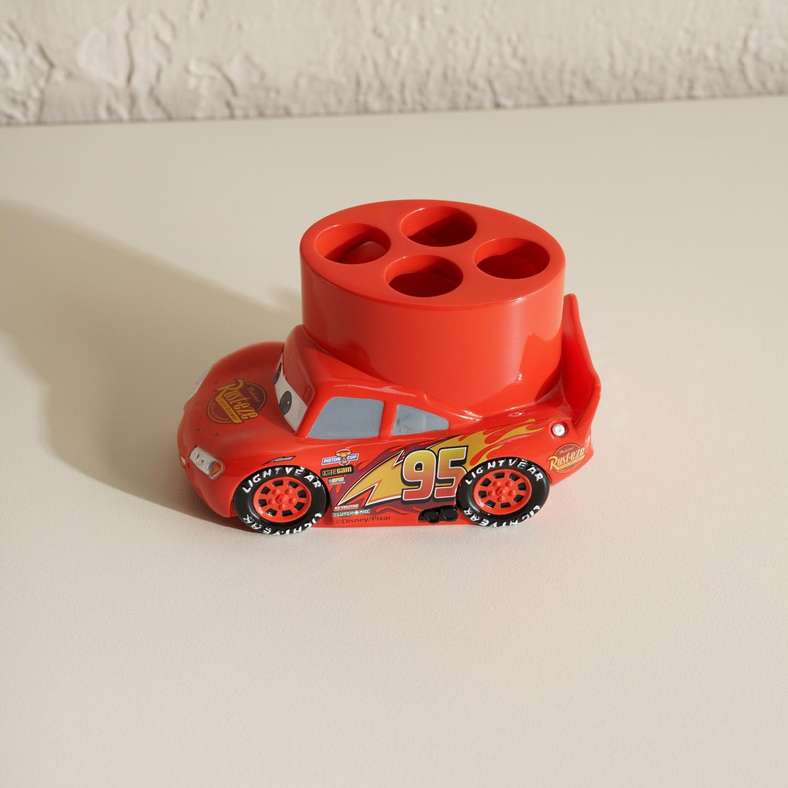 Pan Home Cars Lightning Mcqueen Toothbrush Holder 20x9.5x10cm - Red - 166TRC9901168 - Image 2