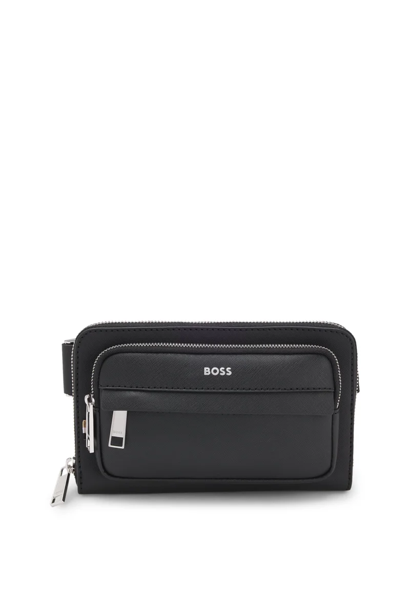 بوس حقيبة كروس بودي منظمة بتفاصيل بشعار الماركة