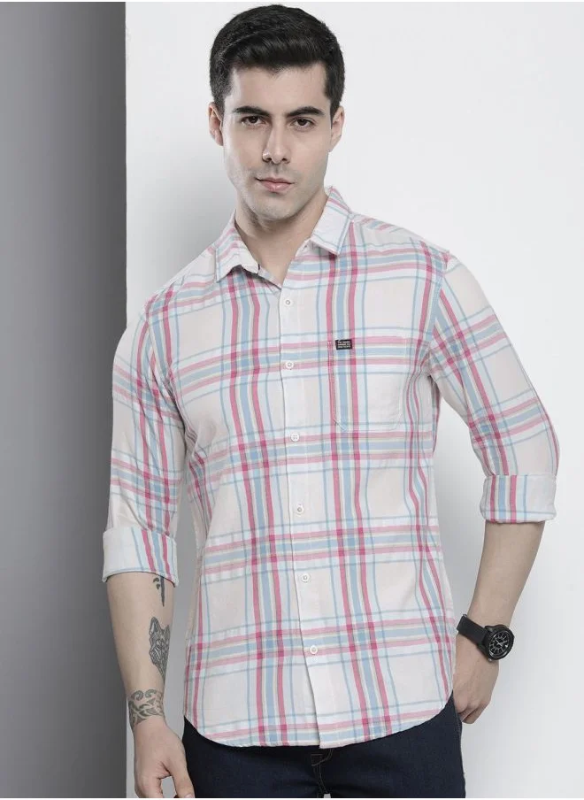 The Indian Garage Co Men Regular Fit Checkered Full Sleeves Cutaway Collar Casual Shirt