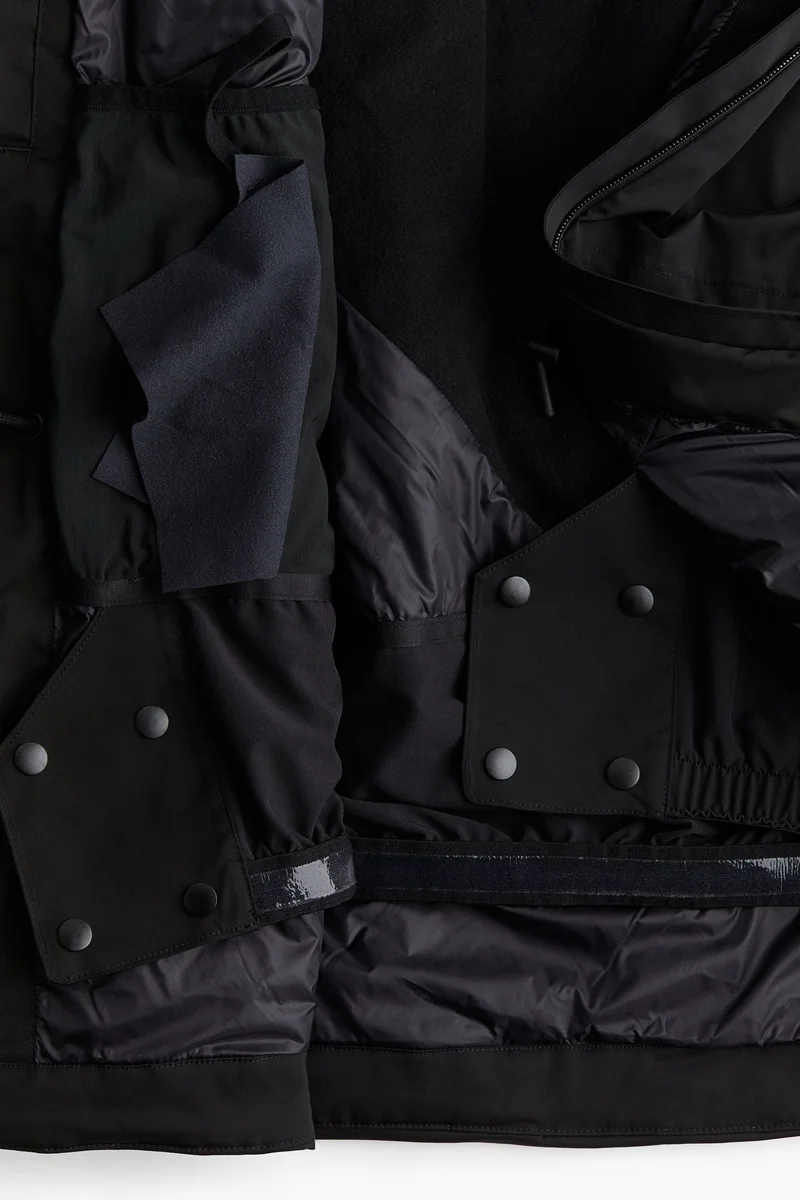 اتش اند ام جاكيت للتزلج من طبقتين من نسيج ستورم موف