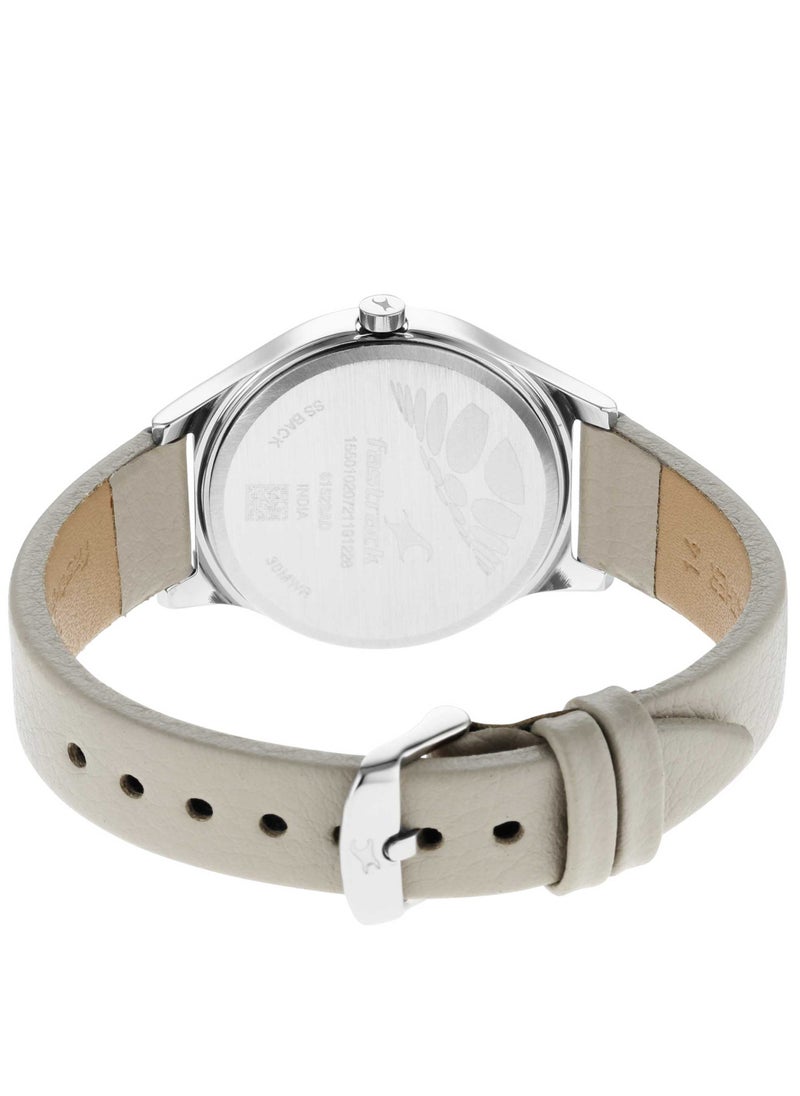 fastrack Fastrack Stunners Quartz Analog White Dial Leather Strap Watch for Girls  - Image 4