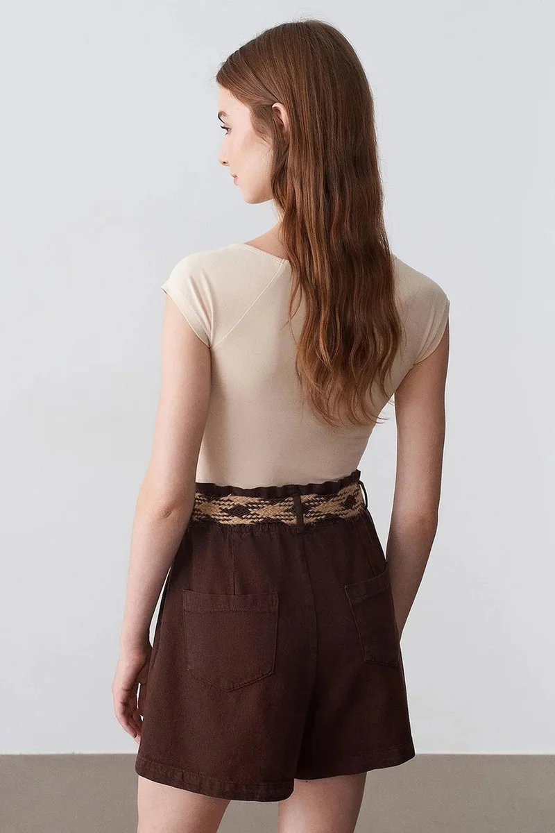 Dilvin Coffee Brown DILVIN High-Waist Wide-Leg Poplin Shorts With Belt for Women | Best Price UAE