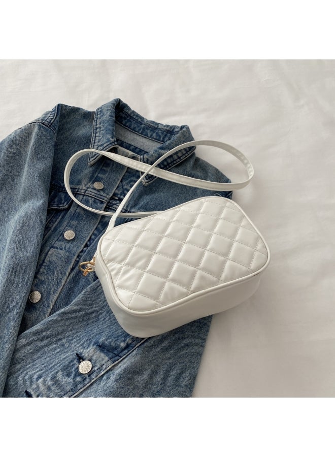 Women's PU Leather Shoulder Bag, Ladies Diamond Checkered Crossbody Bag Sling Bag Side Bag Carry Bag, Daily Commuting Small Square Bag Camera Bag Phone Bag Satchel Bag for Girls/College Students  - Image 3