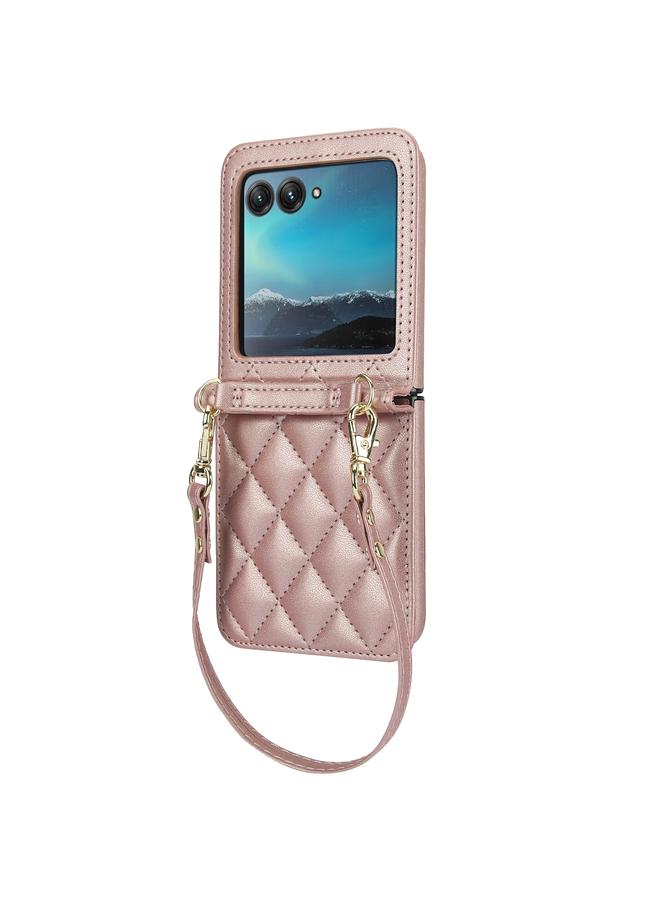 اس-توب جراب لهاتف Motorola Razr 40 Ultra ذو نسيج معيني مع حبل طويل وقصير - Image 3