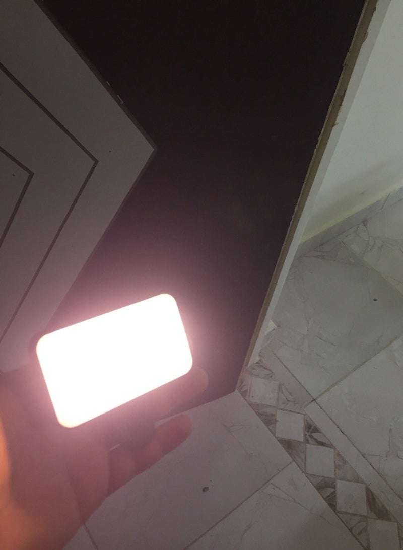 مصباح سيلفي LED محمول بـ 3 أوضاع إضاءة (أبيض، دافئ، مختلط)​ - إضاءة قابلة للتعديل بـ 3 درجات سطوع، مشبك تثبيت عالمي للهواتف واللابتوب، بطارية قابلة للشحن، مثالي للتيك توك واجتماعات الزووم - Image 5