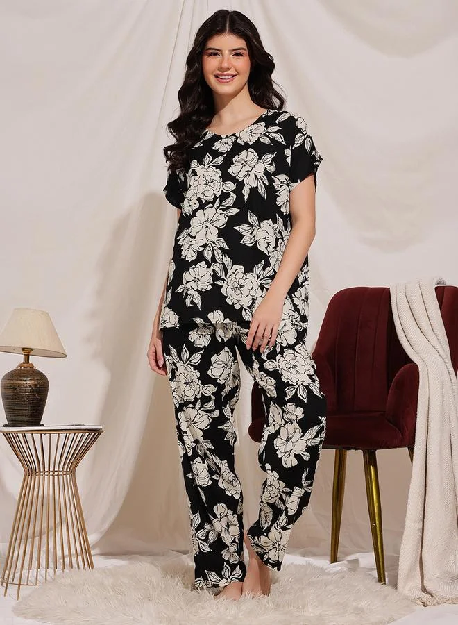 Clovia Black Floral Print Rayon Pyjama Set