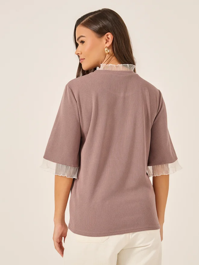 Styli Styli Ribbed Lace Detail Elbow Sleeve Relaxed Fit T-Shirt