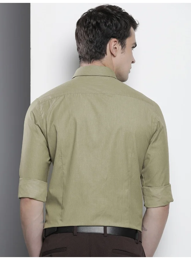شركة المرآب الهندية Men Slim Fit Solid Full Sleeves Cutaway Collar Formal Shirt