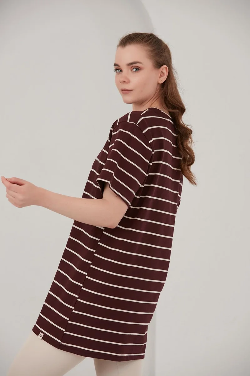 الكسندر جاردي Striped Oversize Fit T-Shirt (B22-71906)
