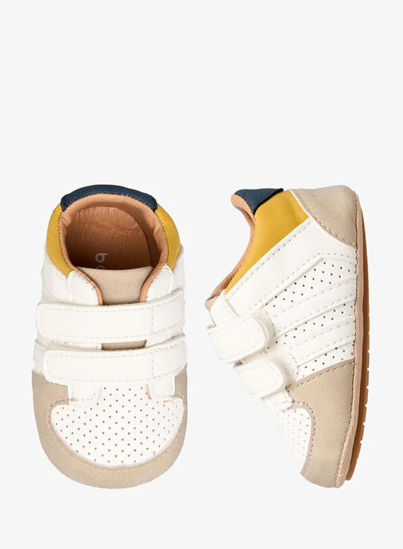 بيرفيت أحذية بوت بكبش وإغلاق بخطاف وحلقة وتفاصيل لوحة