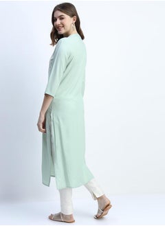 Vishudh Women Green Floral Embroidered Kurta  - Image 3
