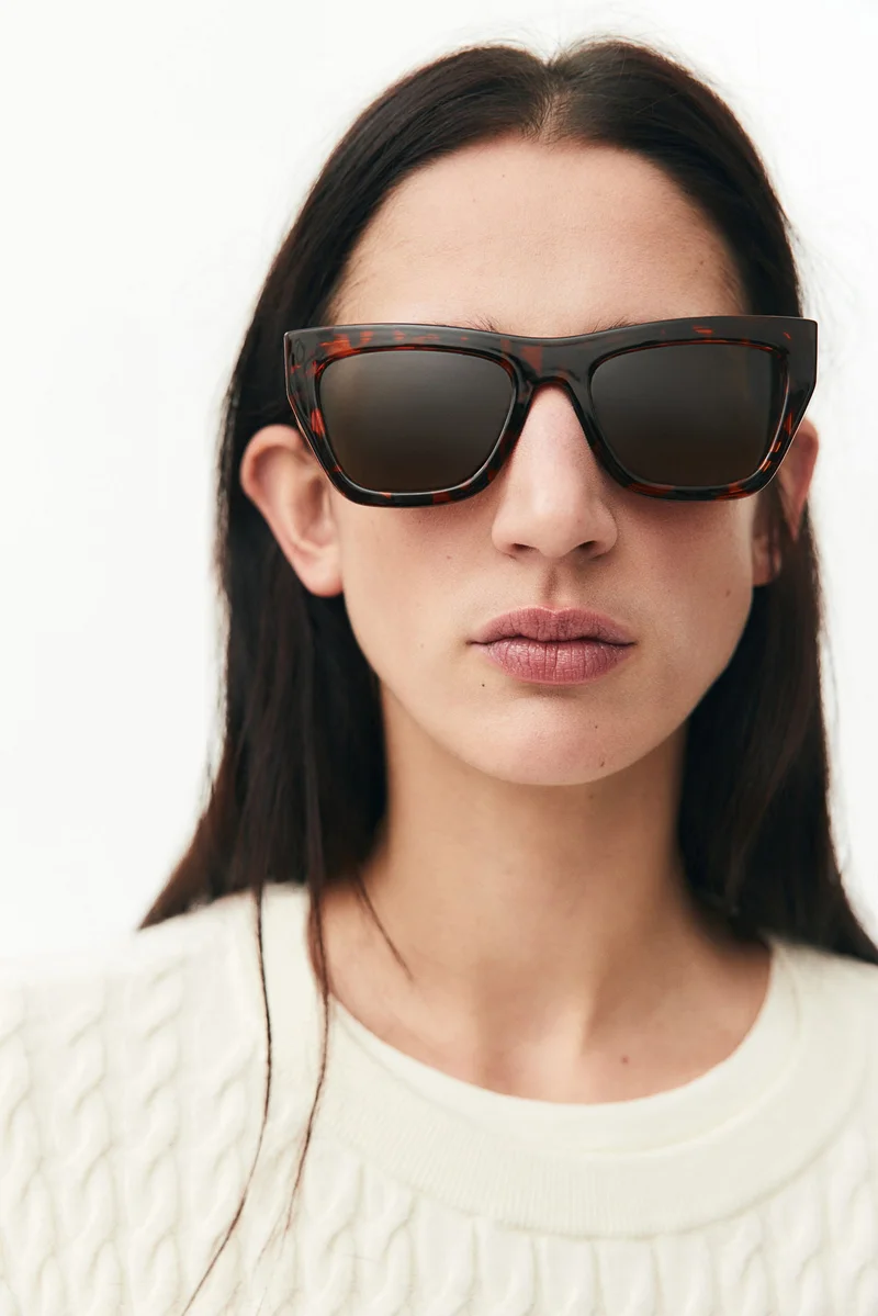 H&M Cat-eye sunglasses