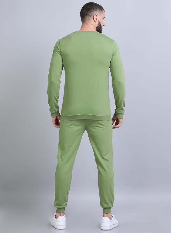 بوشيرت سويت شيرت محبوك بكتابة مُطرّزة مع جوغر - Image 4