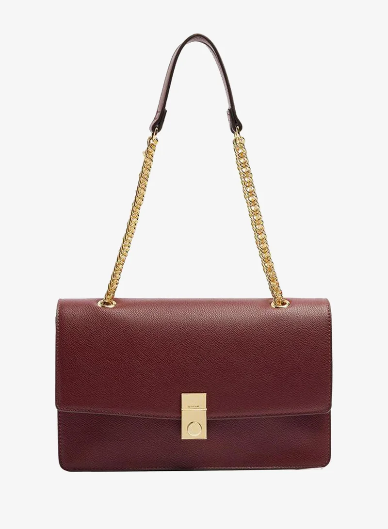 Shoulder Bag With Texture And Chain Strap