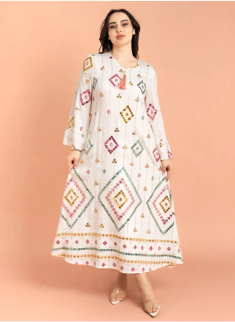 IKKXA Geometric Patterns Sparkled Jalabiya White