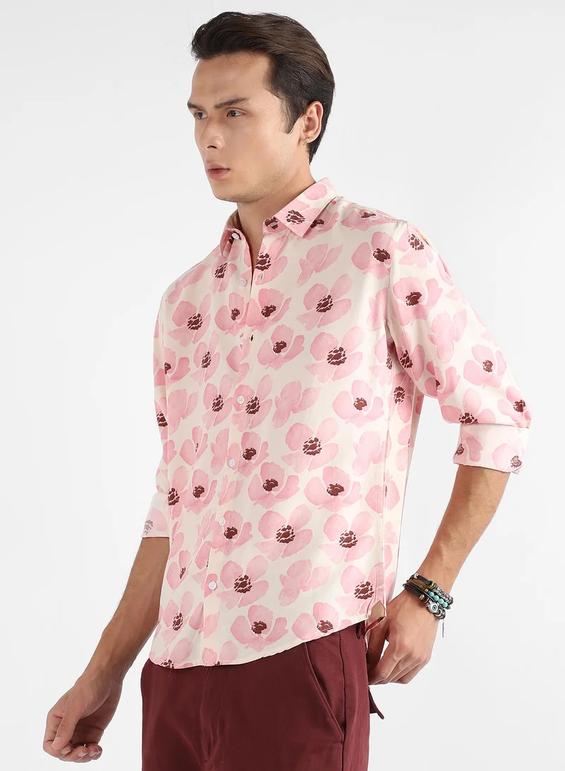 Campus Sutra Men's Light Pink Flower Petals Shirt