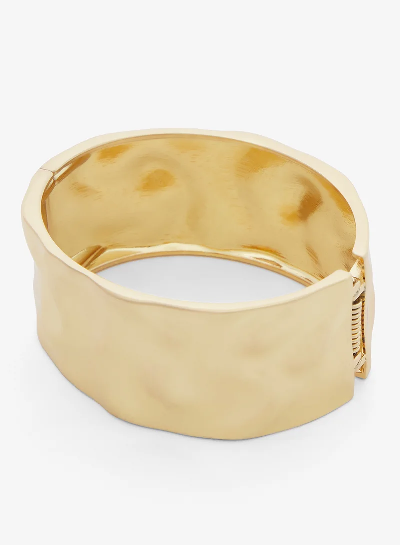 Ginger Golden Metal Cuff