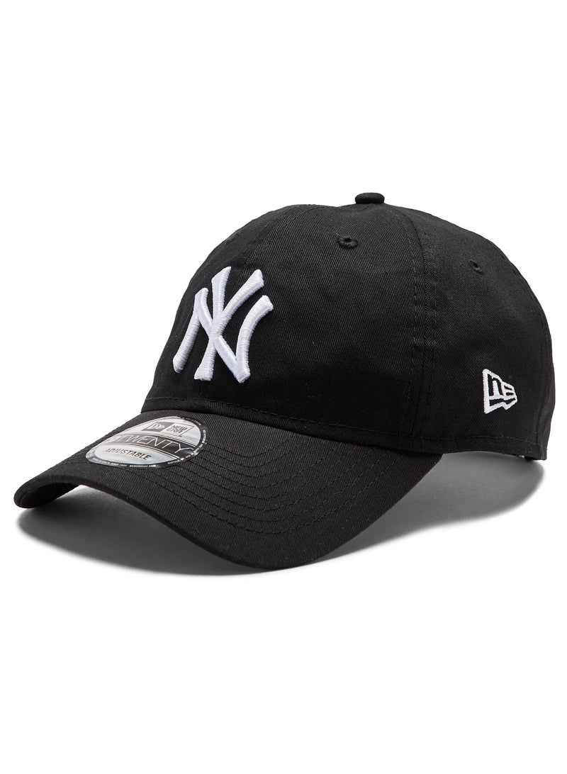 NEW ERA 9Twenty League Essential New York Yankees Cap - Image 1