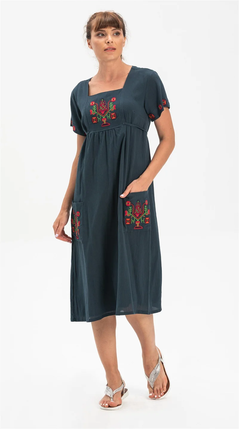 اليش شيل بيزي Embroidered Pocket Dress