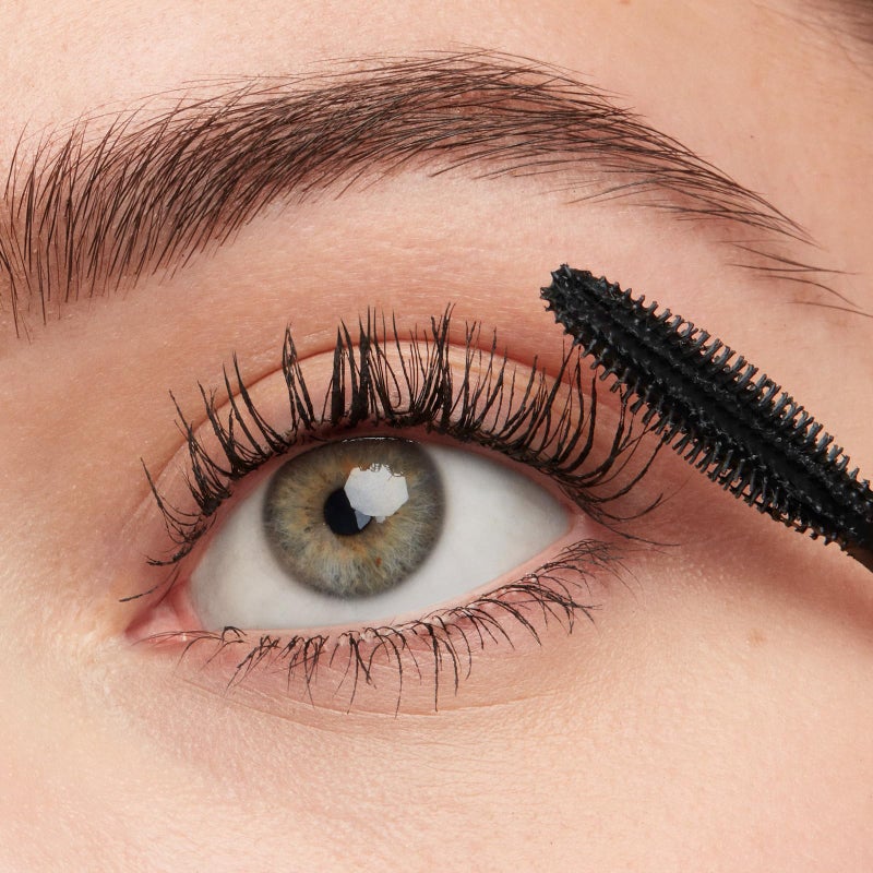 Smashbox Super Fan Lash Lengthening Mascara | Fanned-Out Volume + Length, Long-Wearing Mascara without Clumping, 0.34 Fl Oz, Black - Image 3