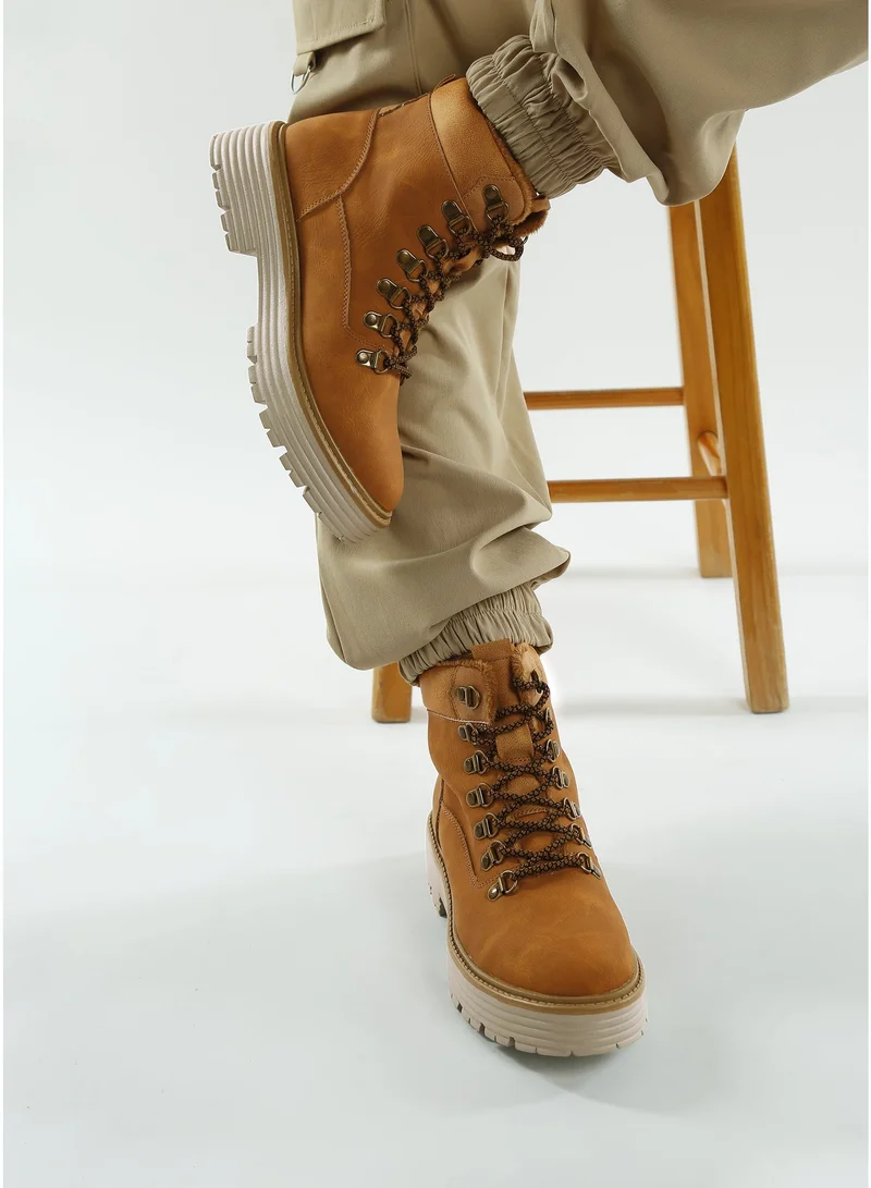 London Rag London Rag Women's Lace-Up Chunky Warm Ankle Boots in Tan