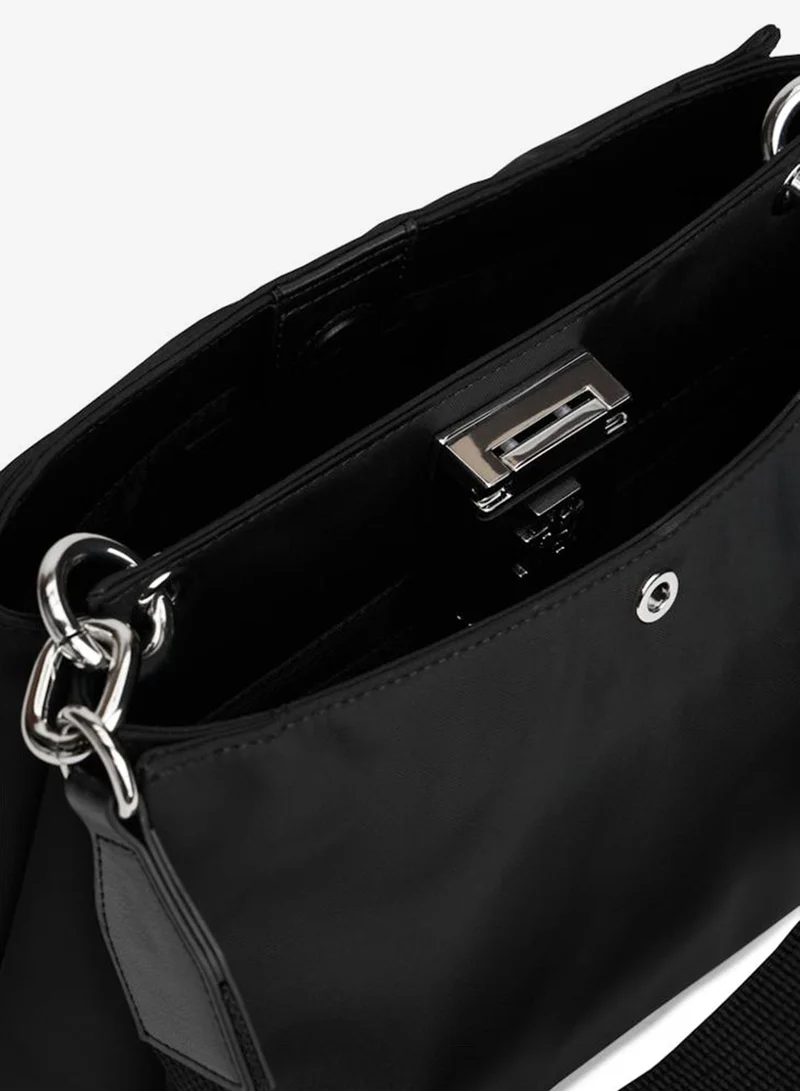 تومي هيلفيغر حقيبة كتف بتفاصيل شعار