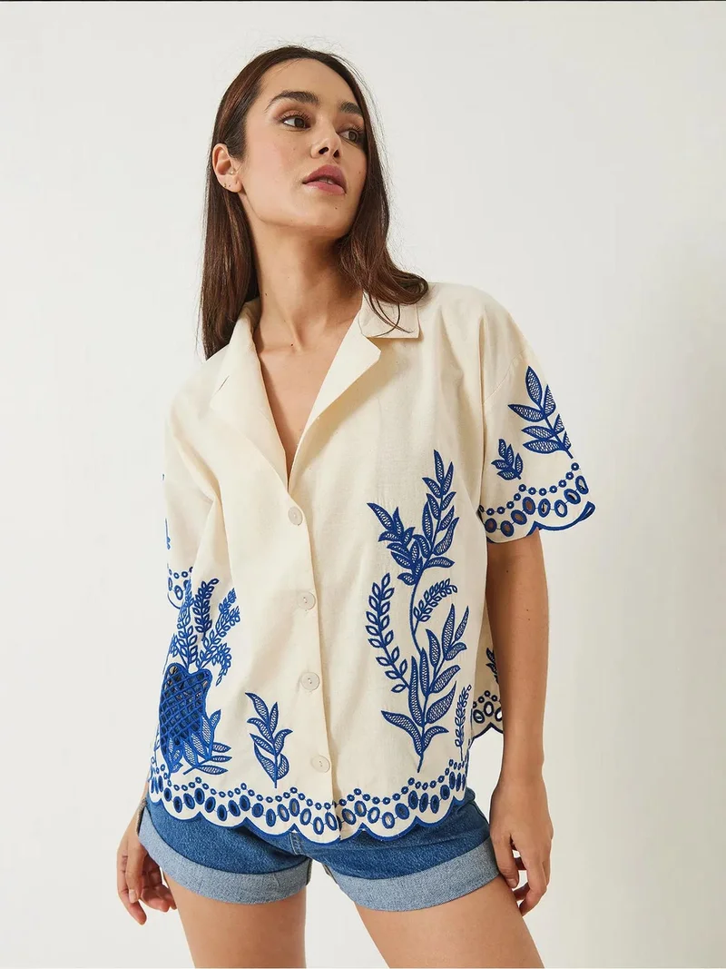 Bianco Lucci LUCCI Embroidered Cotton Shirt with Button Closure