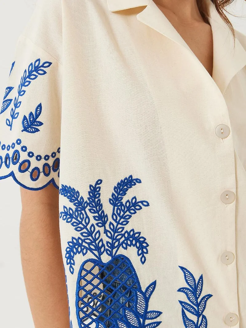 Bianco Lucci LUCCI Embroidered Cotton Shirt with Button Closure