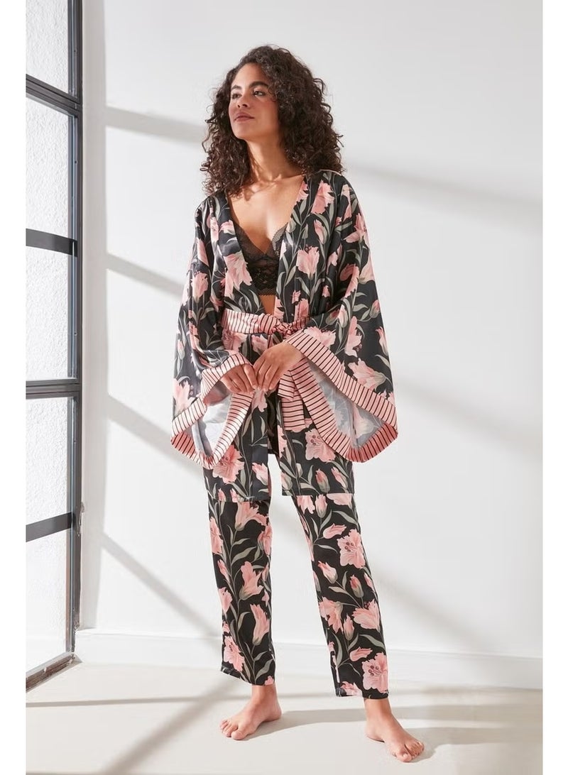 C&city Trousered Bralet Dressing Gown 3-Piece Satin Pajamas Set 9064 Salmon/black - Image 3