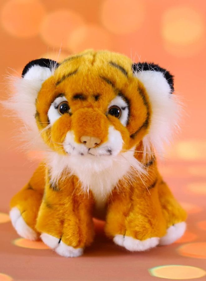 دمية محشوة ناعمة من القطيفة على شكل حيوان نمر واقعية مقاس 20 سم مصنوعة من لعبة قطنية صديقة للبيئة لتزيين كرسي أريكة وسرير وأريكة ، باللون الأصفر - Image 1