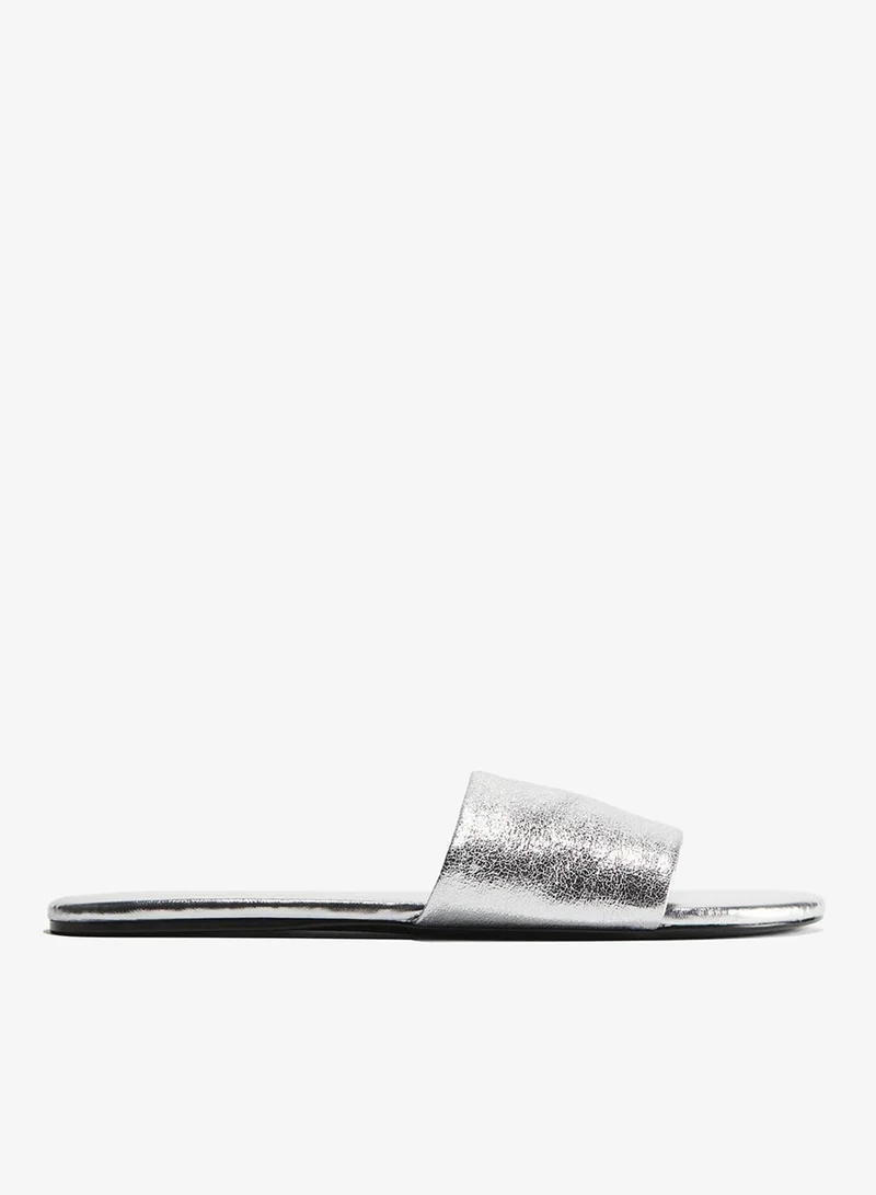 اتش اند ام صنادل