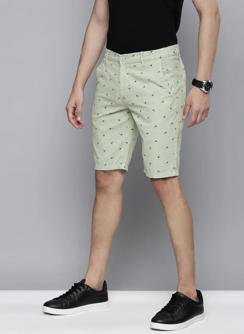 ذا انديان كراج كو Men Slim Fit Solid Mid-Rise Chino Shorts