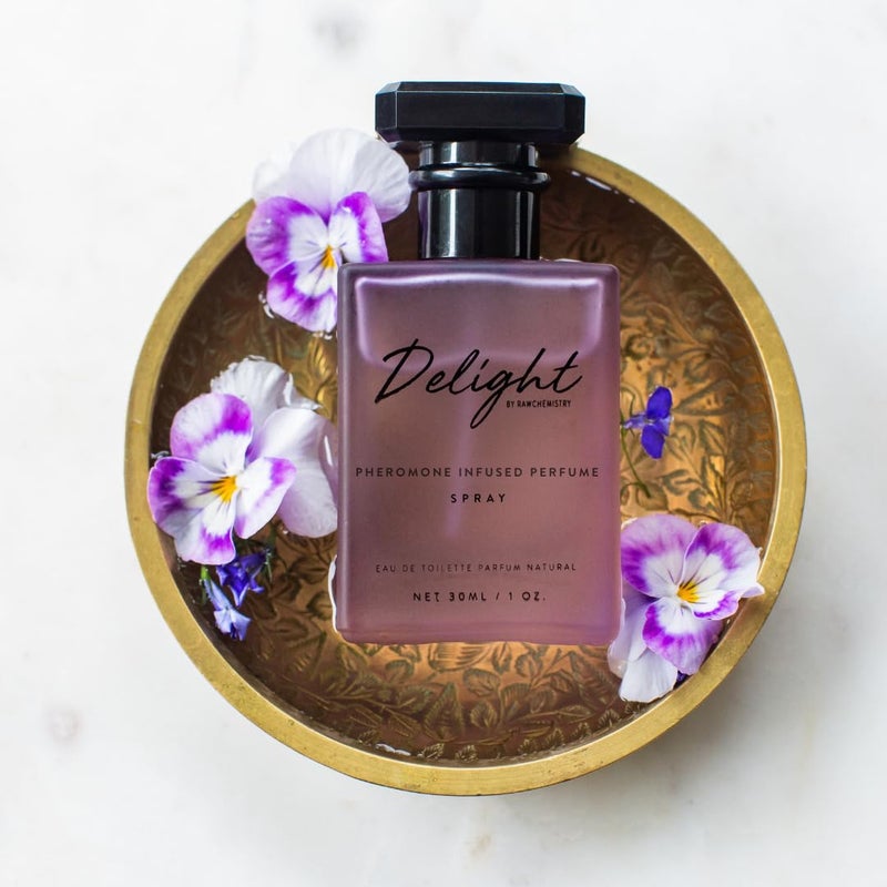 RawChemistry Delight Pheromone Infused Perfume for Women â€“ Women's Perfume Infused with Pheromones â€“ Delight by Raw Chemistry Spray with Feromonas â€“ con Feromonas para Mujer - Image 4