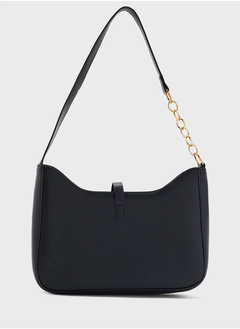 ايلا Trim Detail Shoulder Bag