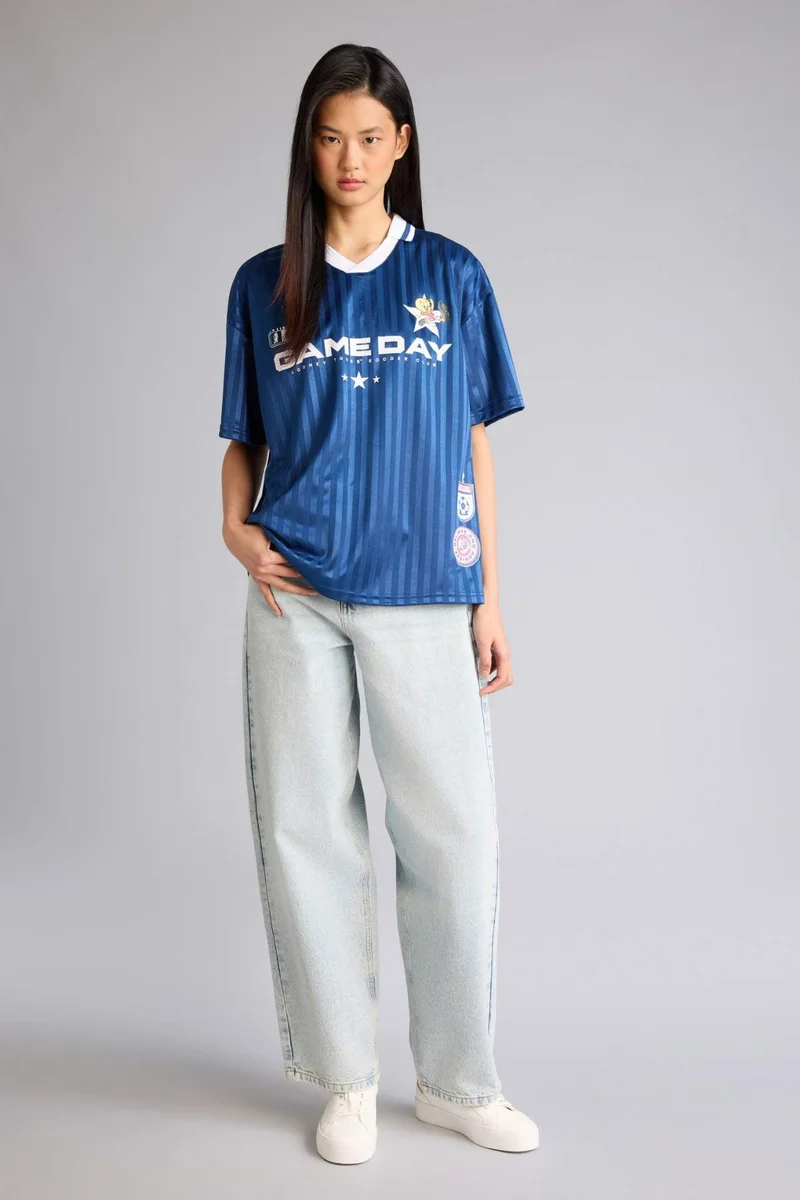 ديفاكتو Oversize Looney Tunes Print Short Sleeve T-Shirt