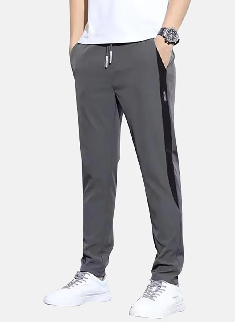 يونيكي Charcoal Solid Regular Fit Trouser