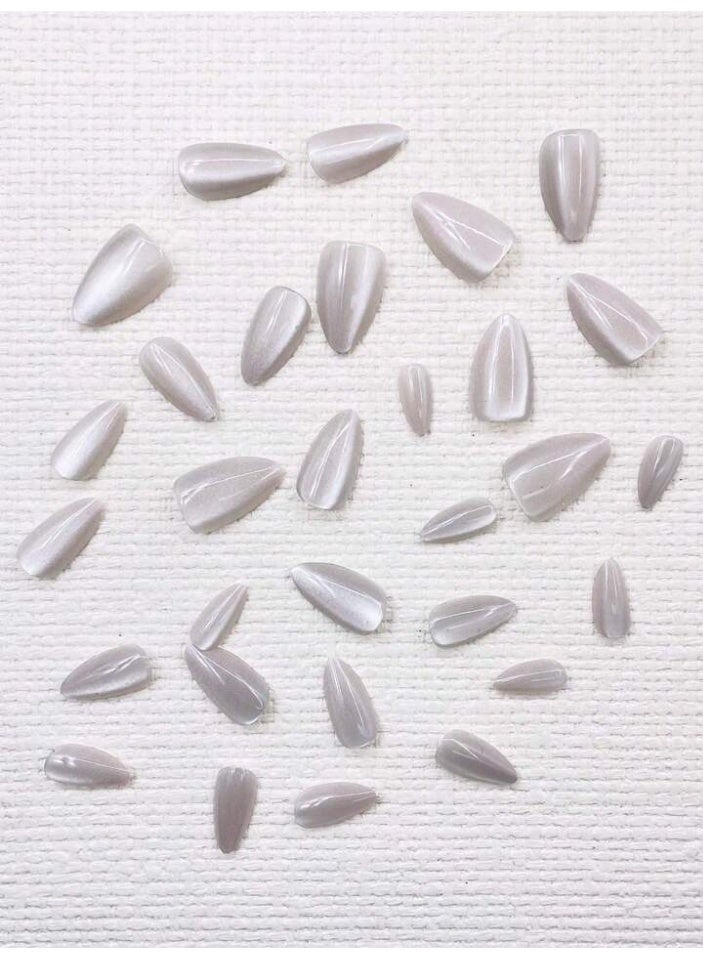 Short, Full Cover 3D Effect False Nails - 12 Pieces - Image 5