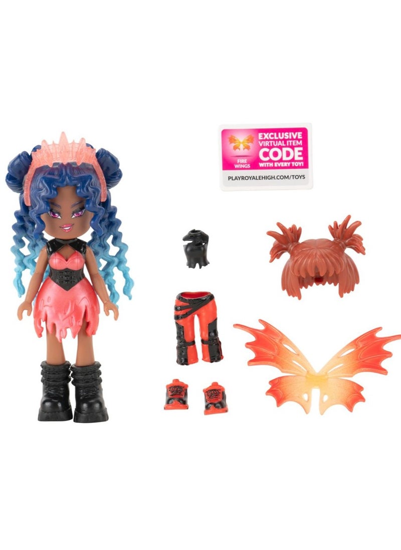 Jazwares Royale High Core Deluxe Figures 3-Inches, Assorted 1 Piece (Style & Color May Vary) | Exclusive Virtual Item Code Included | Collectable Figure | Fashion Doll | For Fans, Gamers & Collectors! | Official Licensed Product  - Image 4