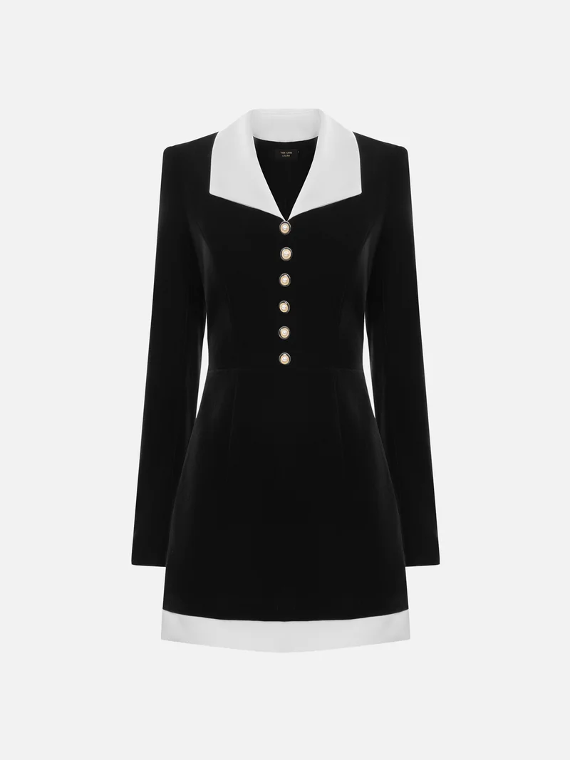 ليتشي فستان قصير مع ياقة متباينة وأزرار كبيرة