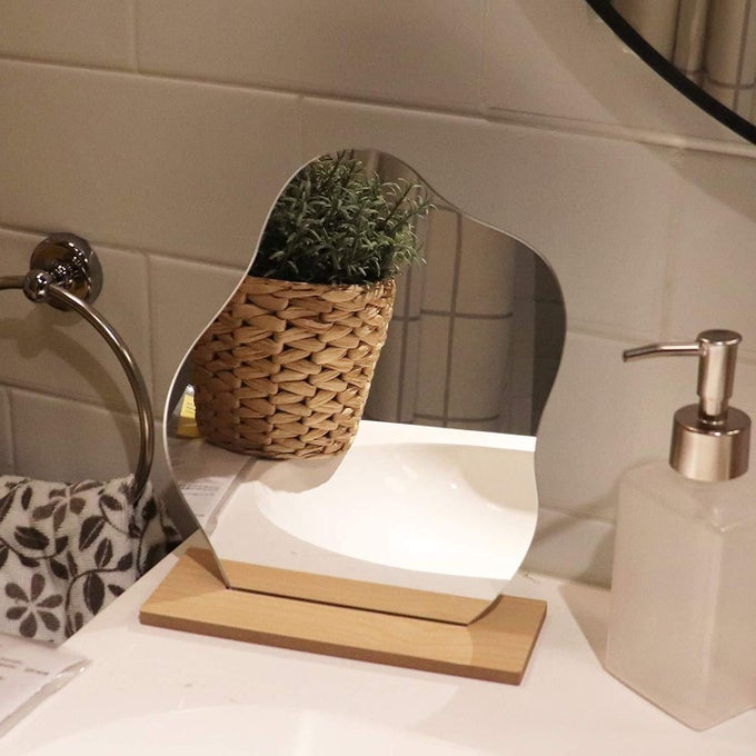 IRREGULAR AESTHETIC VANITY MIRROR FRAMELESS DECORATIVE DESK TABLETOP ACRYLIC MIRRORS WITH WOODEN STAND FOR LIVING ROOM BEDROOM AND MINIMAL SPACES HOME DECOR CLOUD SHAPE