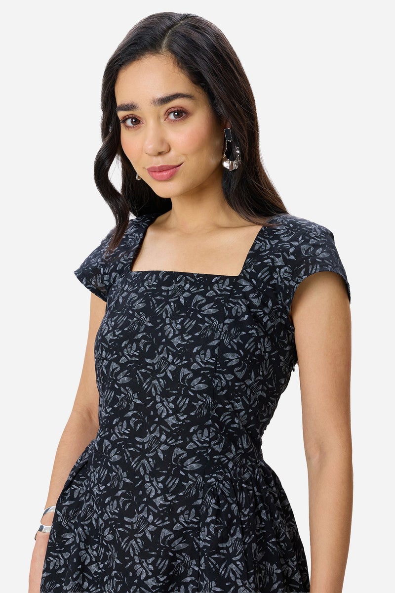 Virgio Floral Linen Fit & Flare Gathered Mini Dress for Women - Image 5