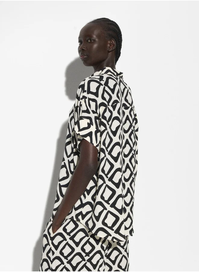 PARFOIS Short Sleeve Printed Shirt