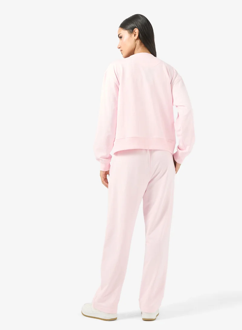 جينجر بيسيكس طقم سويت شيرت وبنطلون رياضي بياقة دائرية