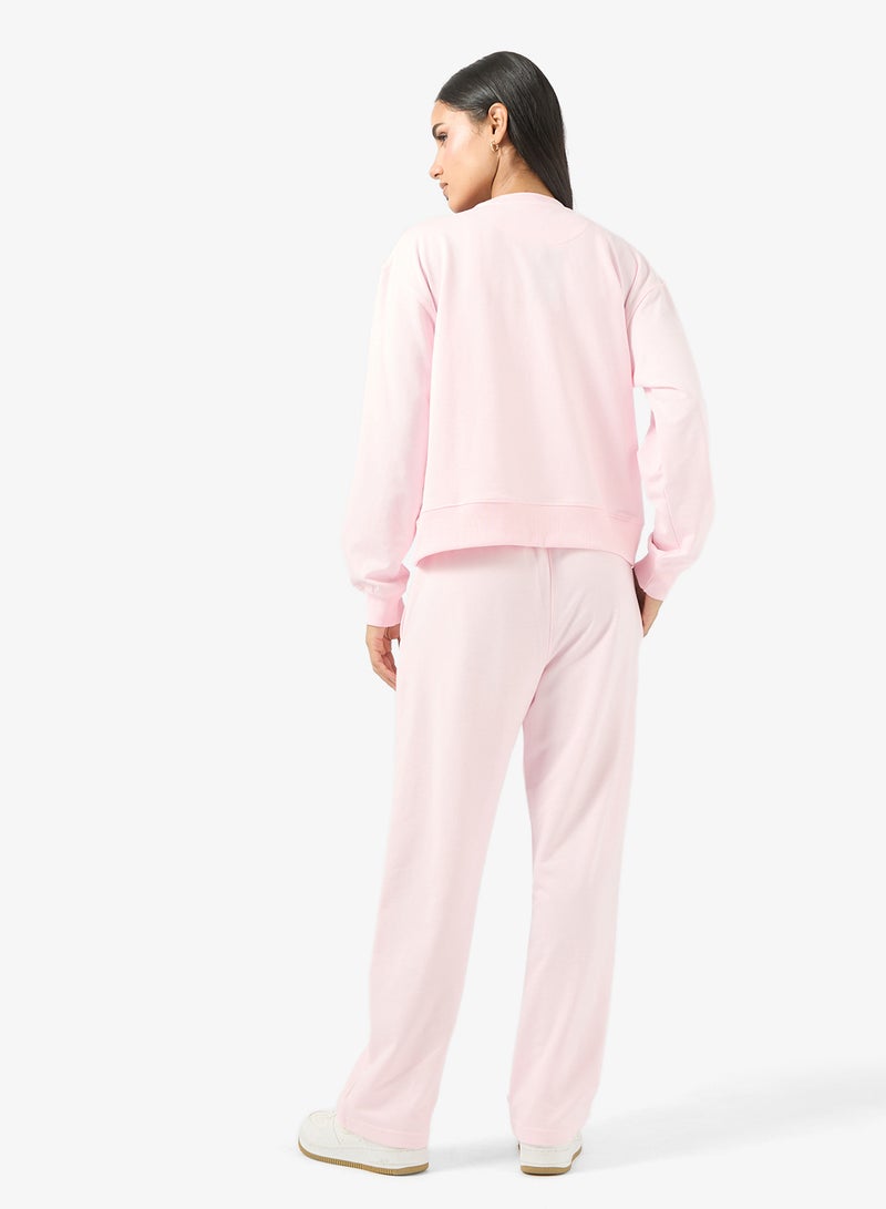 جينجر بيسيكس طقم سويت شيرت وبنطلون رياضي بياقة دائرية - Image 2