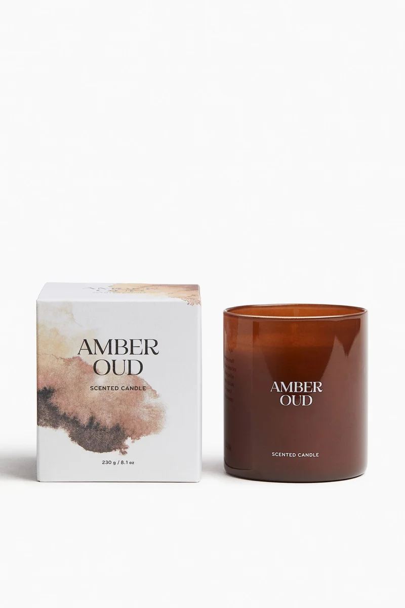 اتش اند ام شمعة معطرة في حامل زجاجي