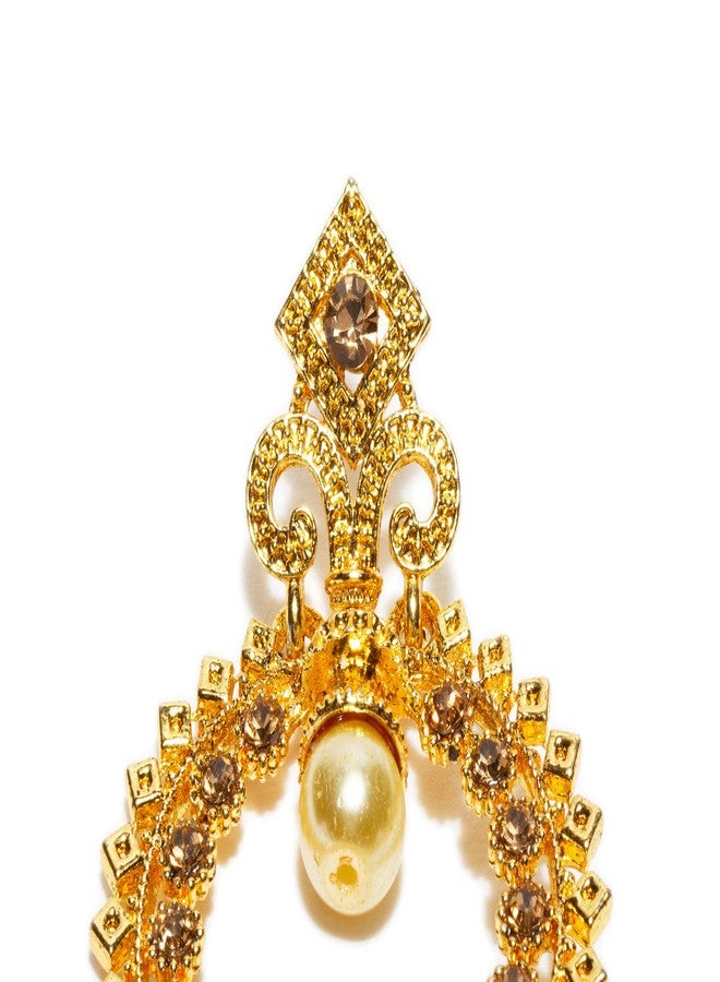 بينداني أقراط هندية صغيرة مزينة بقطرات لؤلؤ بيندهاني، بتصميمات دقيقة، مع تيكا مانغ تيكا للنساء - Image 2