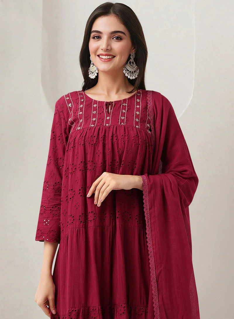 آي شين طقم كورتا نسائي قطن % مزين بكسرات أمامية مستقيمة بطول كامل