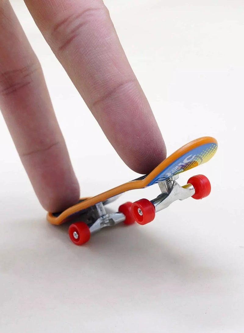 Generic 1pc Random Pattern Fingertip Skateboard  - Image 4