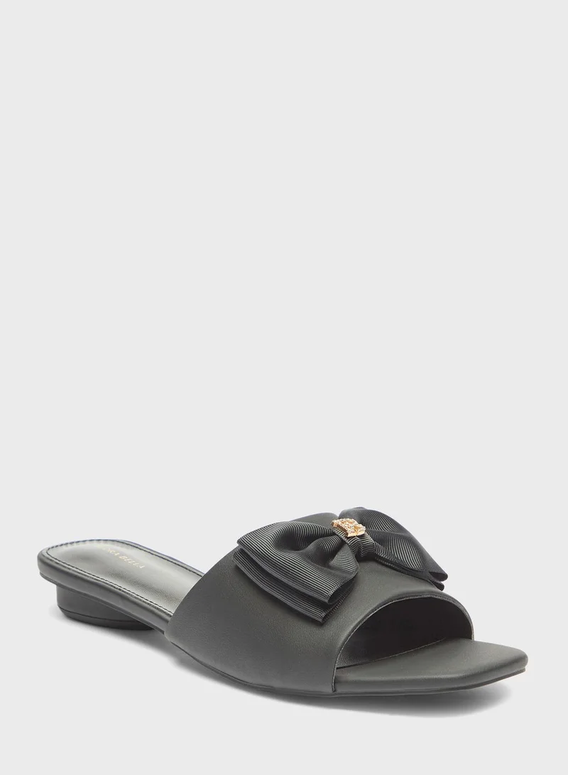 شو اكسبرس One Strap Flat Sandals