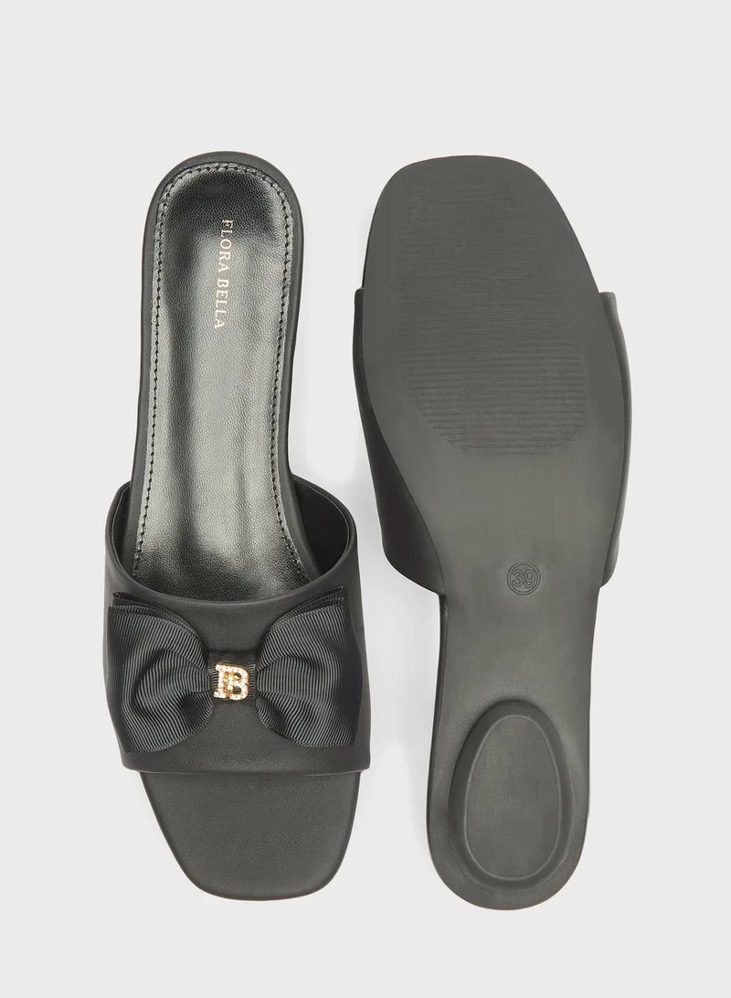 شو اكسبرس One Strap Flat Sandals